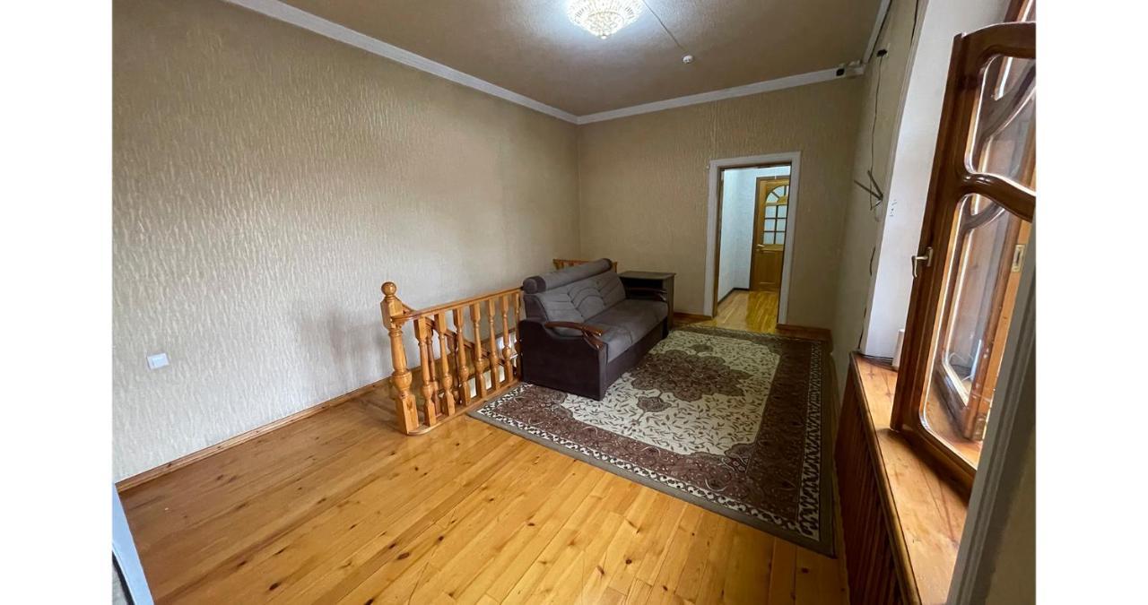 طشقند Old Inn Hostel المظهر الخارجي الصورة